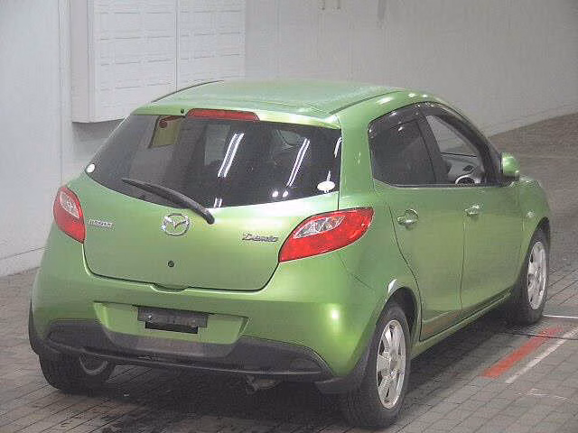 MAZDA DEMIO