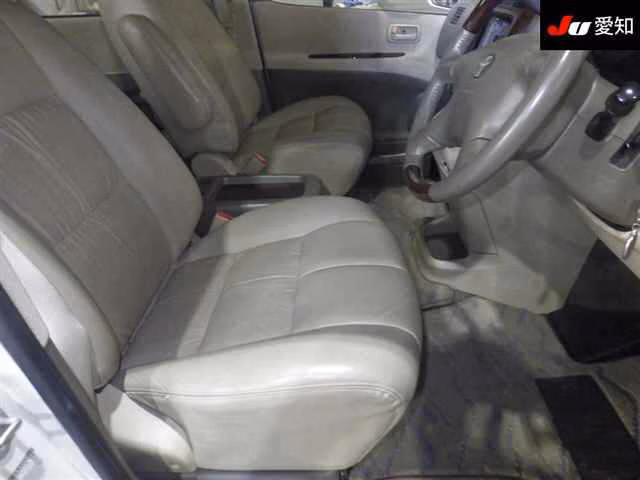 TOYOTA GRANVIA