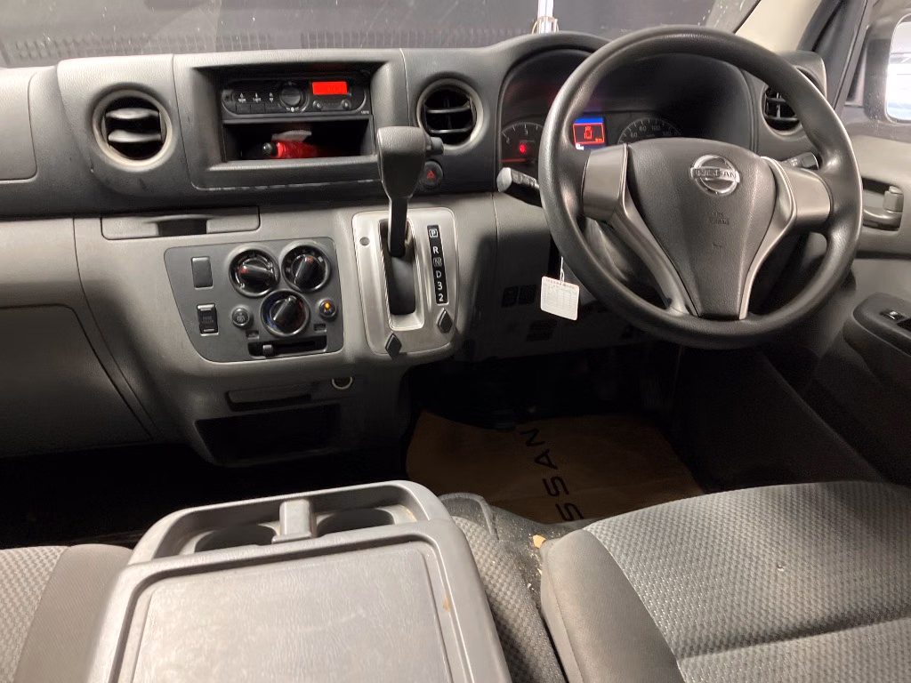 NISSAN NV350 CARAVAN