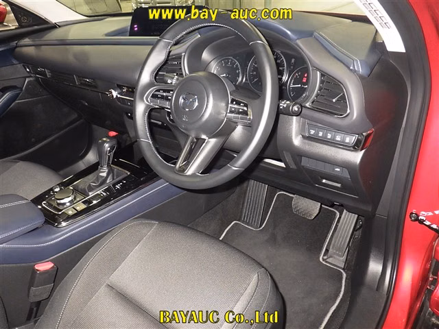 MAZDA CX-30