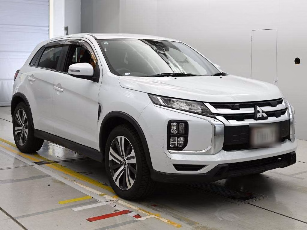 MITSUBISHI RVR