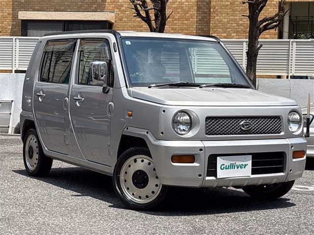 DAIHATSU NAKED