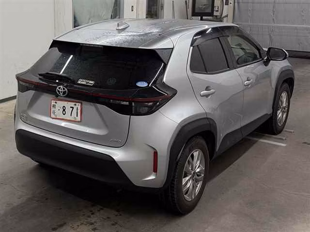 TOYOTA YARIS CROSS