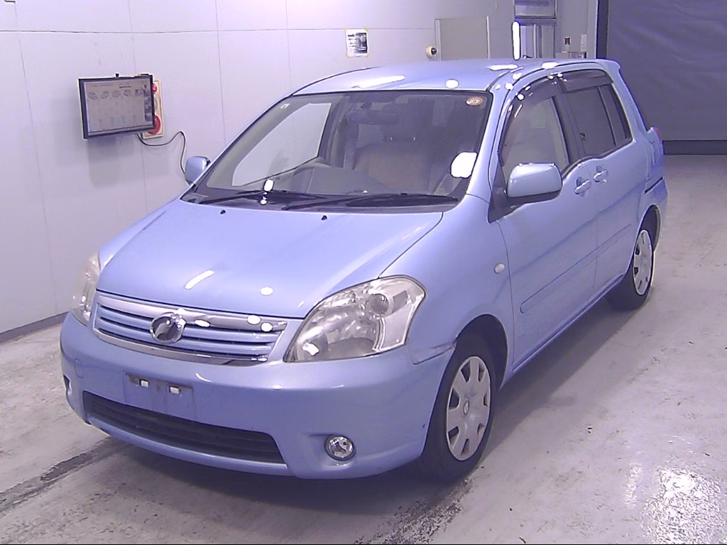 TOYOTA RAUM