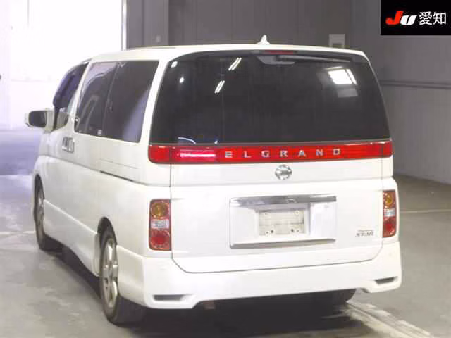 NISSAN ELGRAND