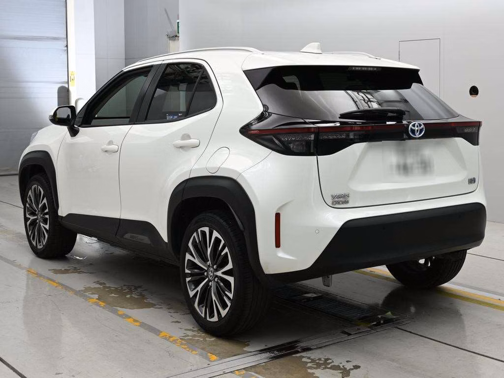 TOYOTA YARIS CROSS