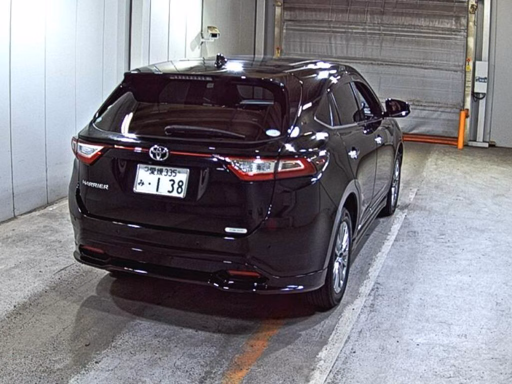 TOYOTA HARRIER