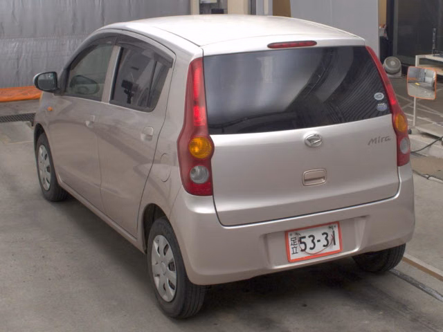 DAIHATSU MIRA