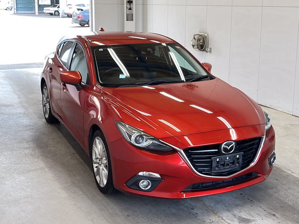 MAZDA AXELA