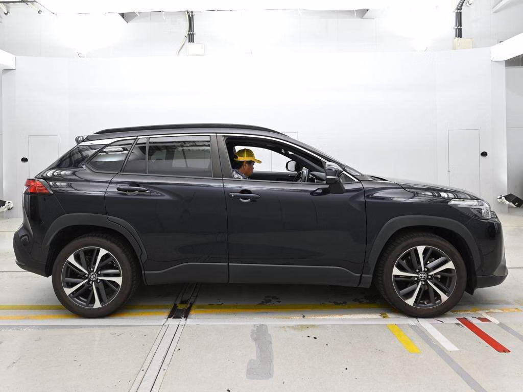TOYOTA COROLLA CROSS