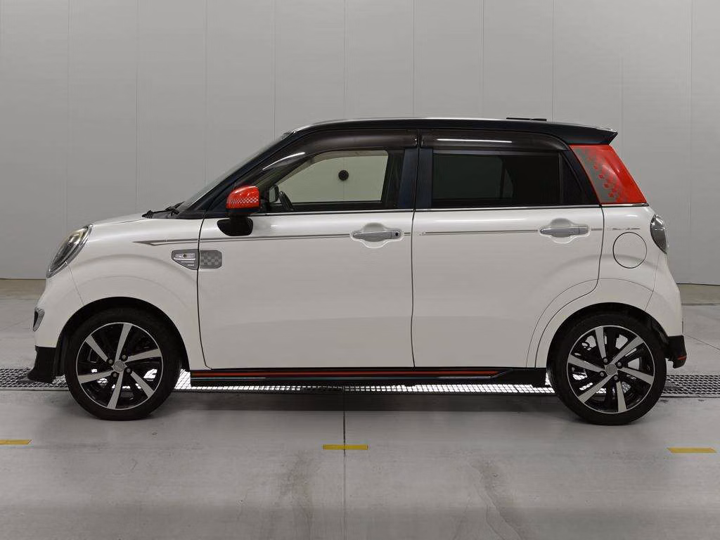 DAIHATSU CAST