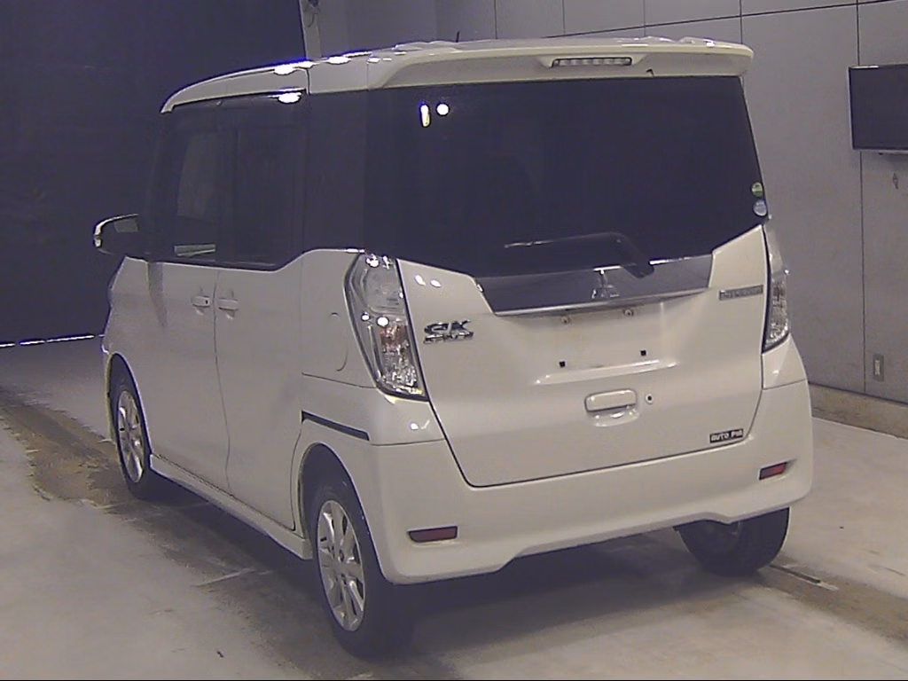 MITSUBISHI EK SPACE