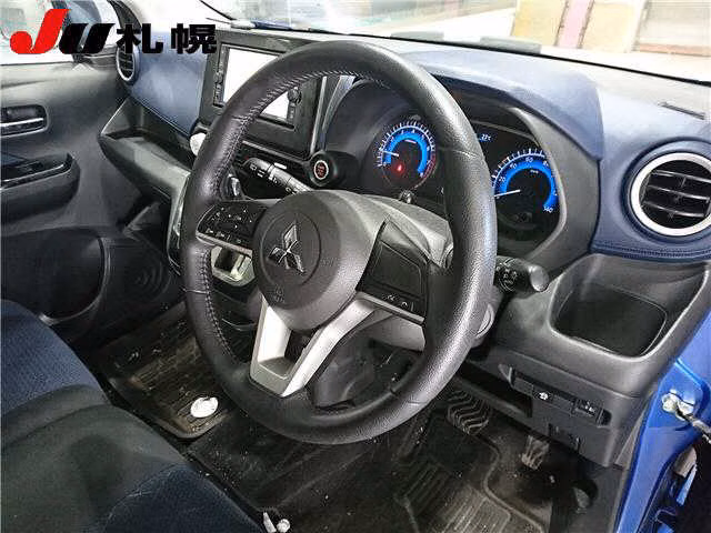 MITSUBISHI EK X