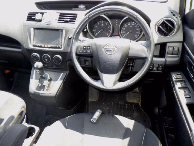 NISSAN LAFESTA