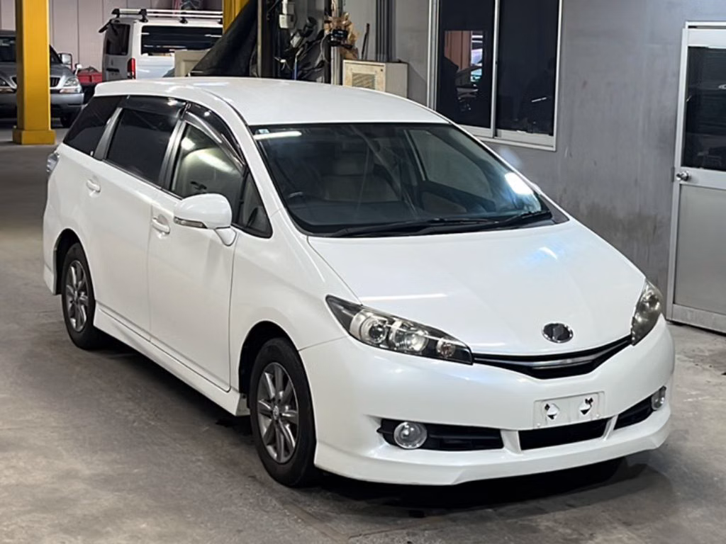 TOYOTA WISH