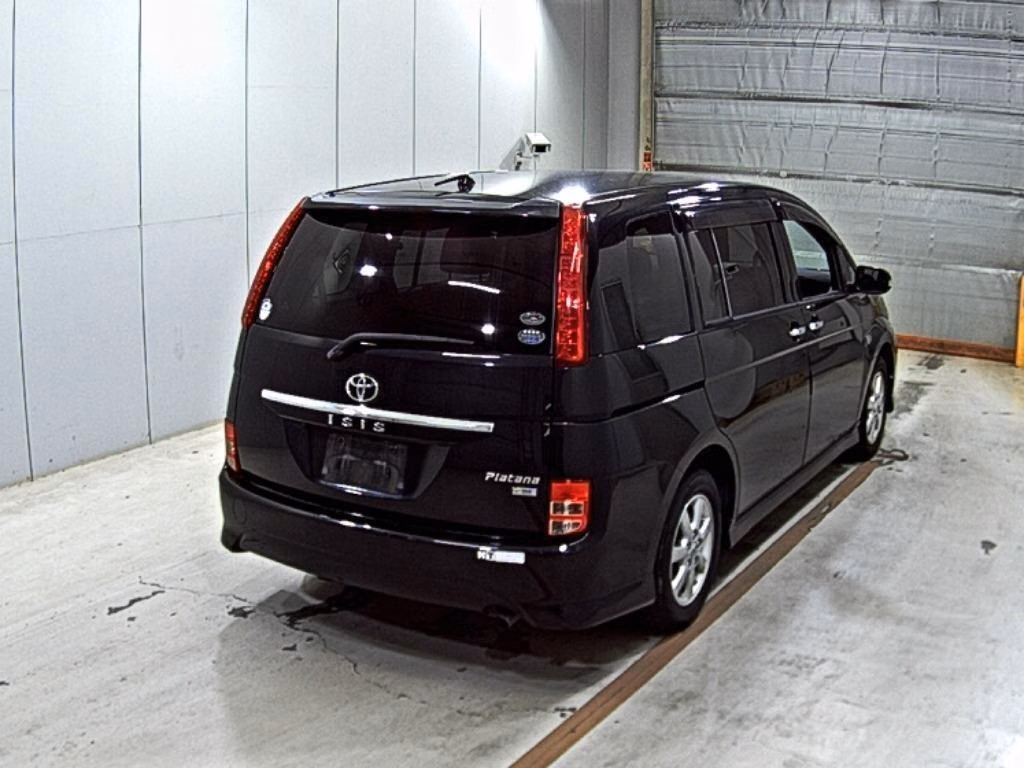 TOYOTA ISIS