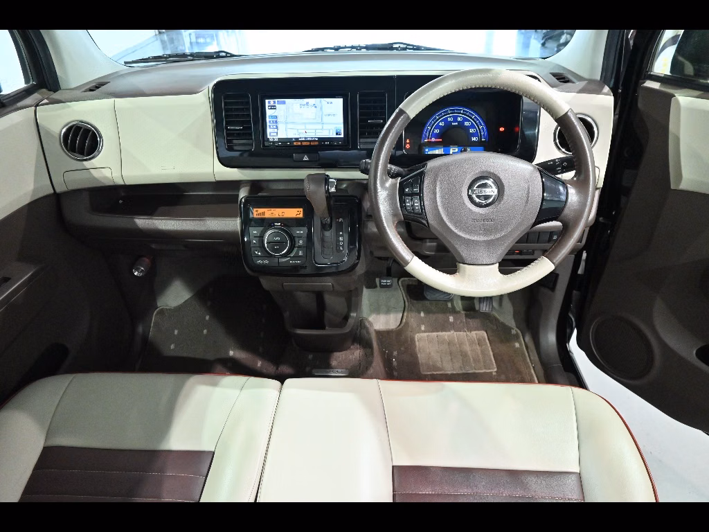 NISSAN MOCO