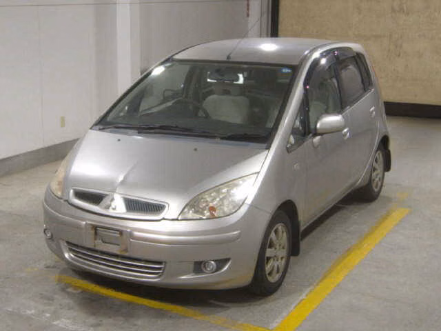 MITSUBISHI COLT