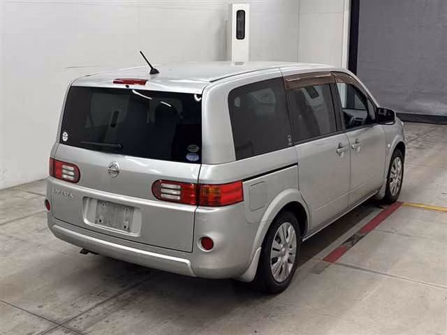 NISSAN LAFESTA