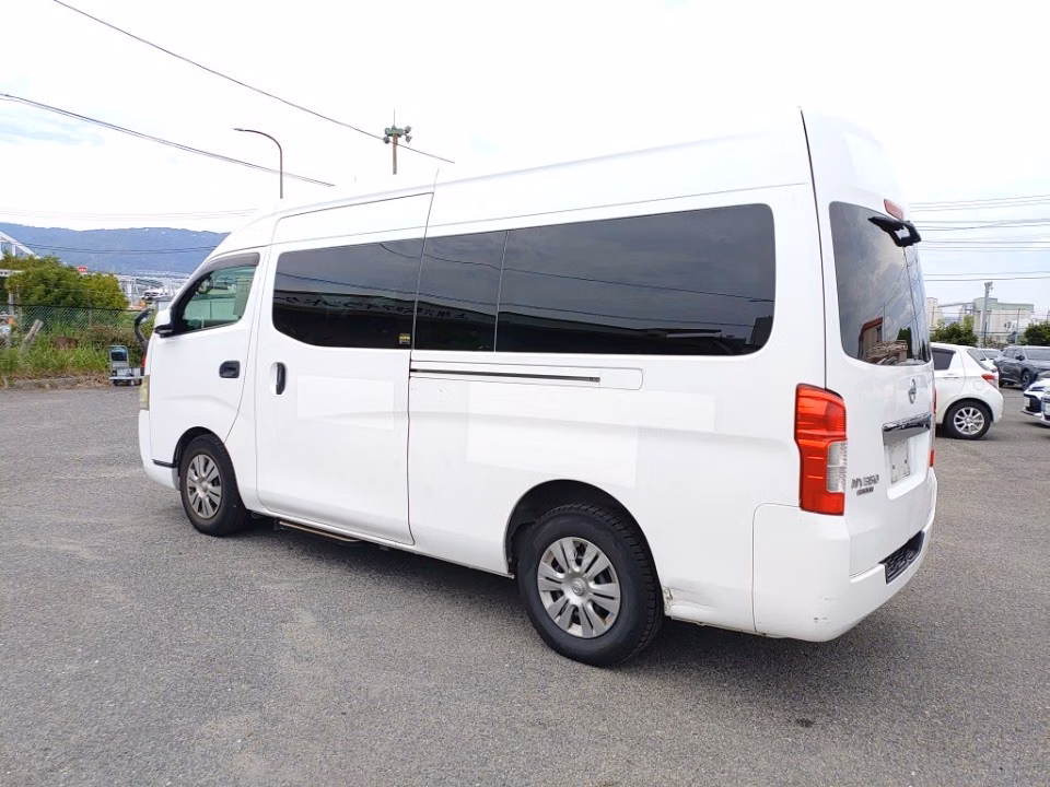 NISSAN NV350 CARAVAN