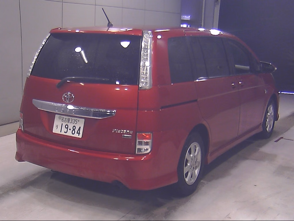 TOYOTA ISIS