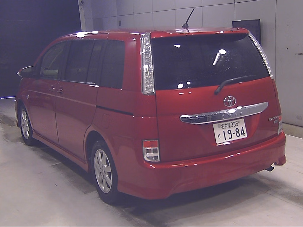 TOYOTA ISIS