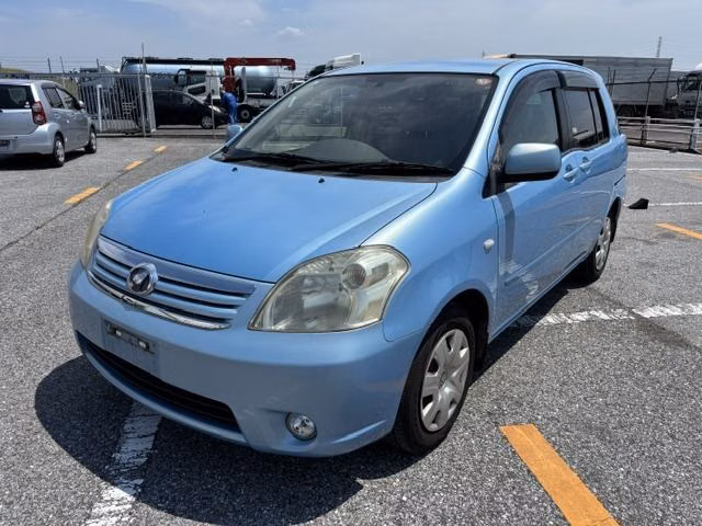 TOYOTA RAUM