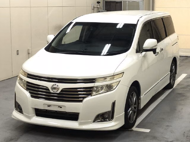 NISSAN ELGRAND