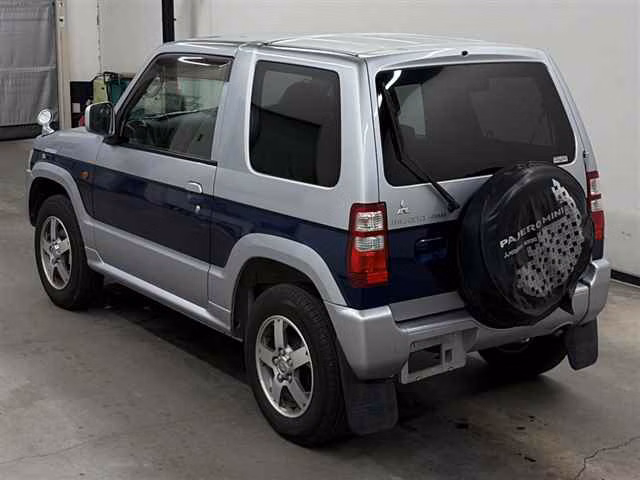 MITSUBISHI PAJERO MINI