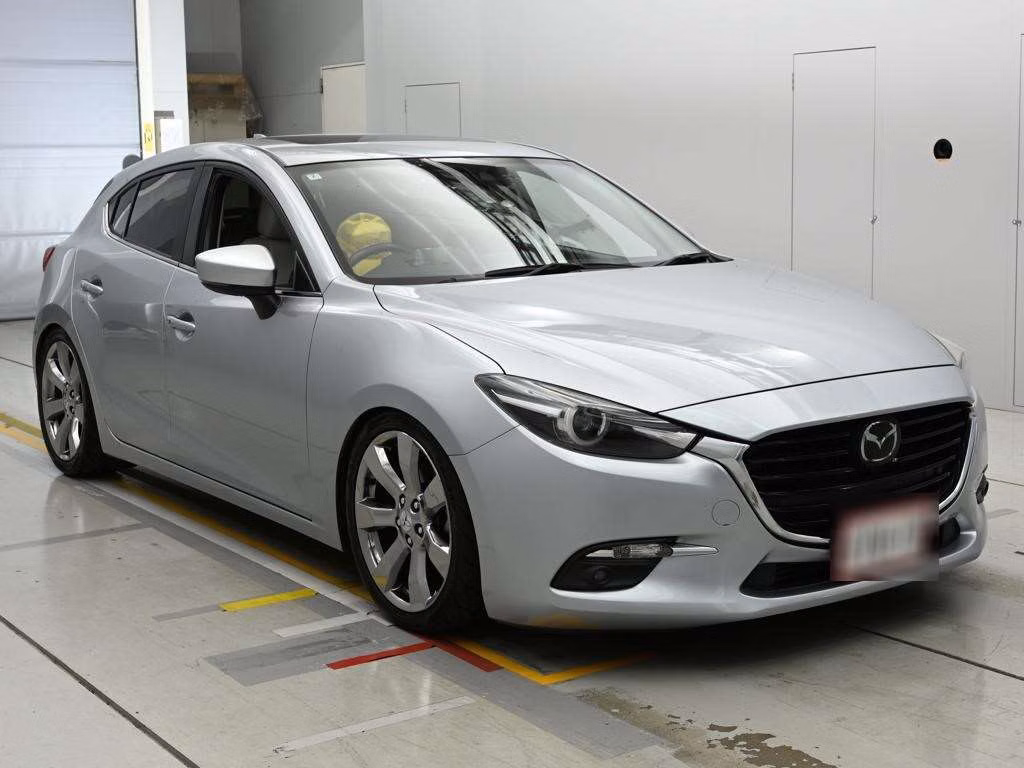 MAZDA AXELA