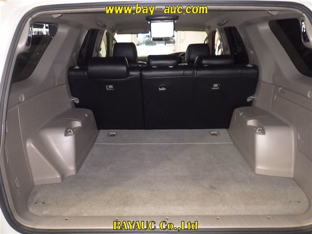 TOYOTA HILUX SURF