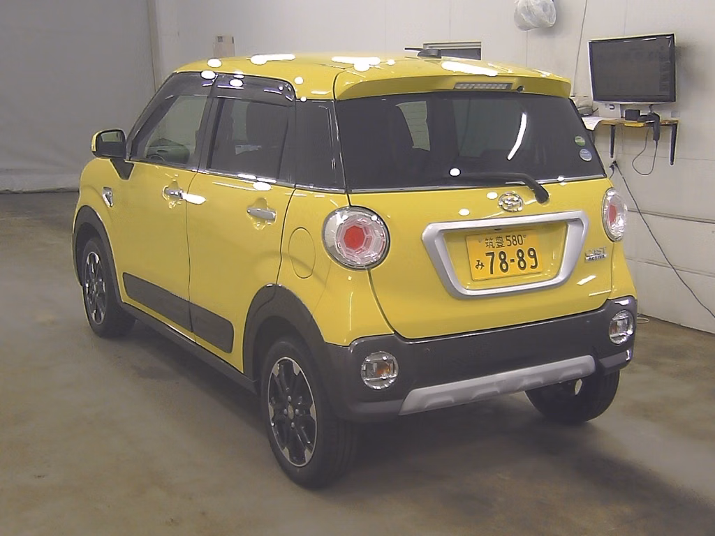 DAIHATSU CAST