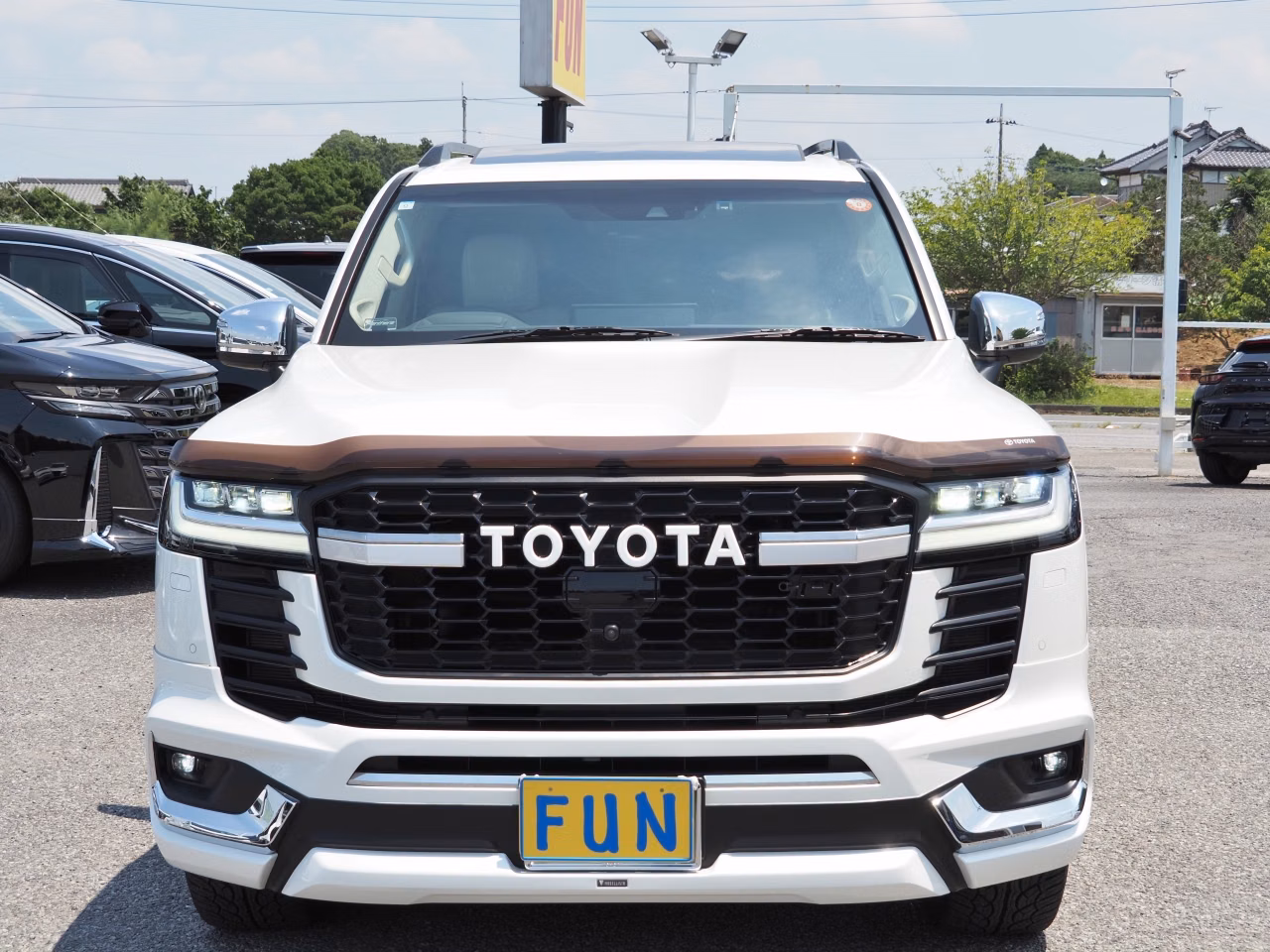 TOYOTA LAND CRUISER