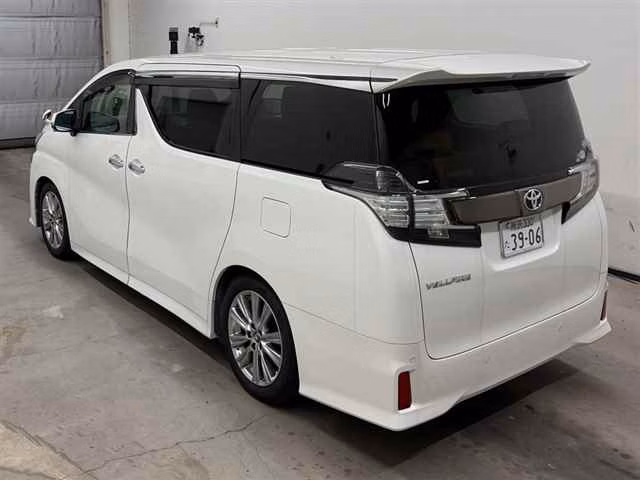 TOYOTA VELLFIRE