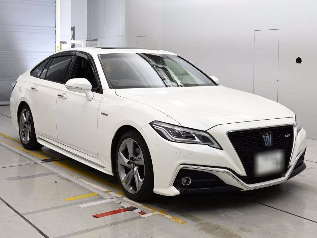 TOYOTA CROWN