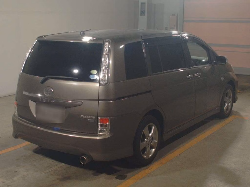 TOYOTA ISIS