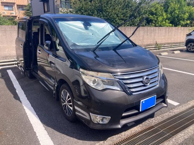 NISSAN SERENA