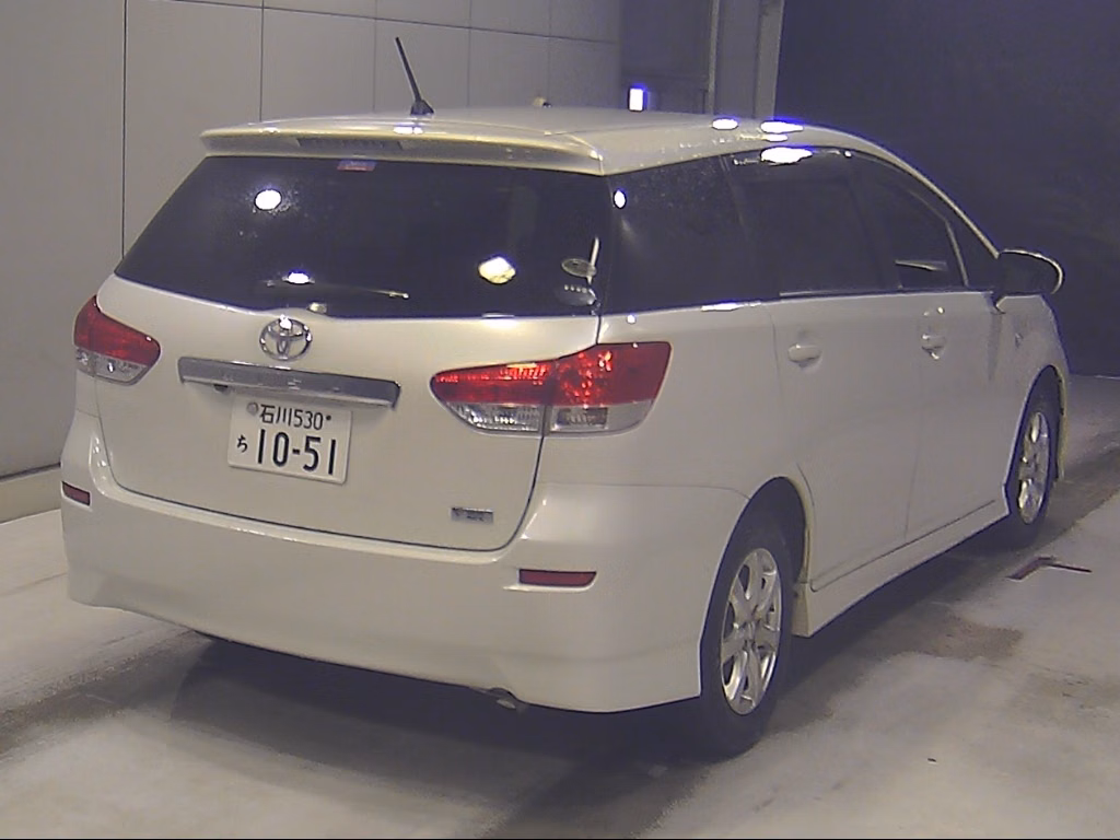 TOYOTA WISH