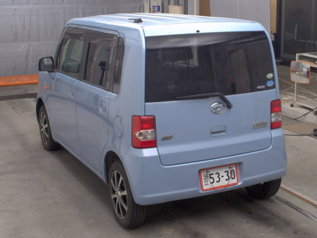 DAIHATSU MOVE CONTE