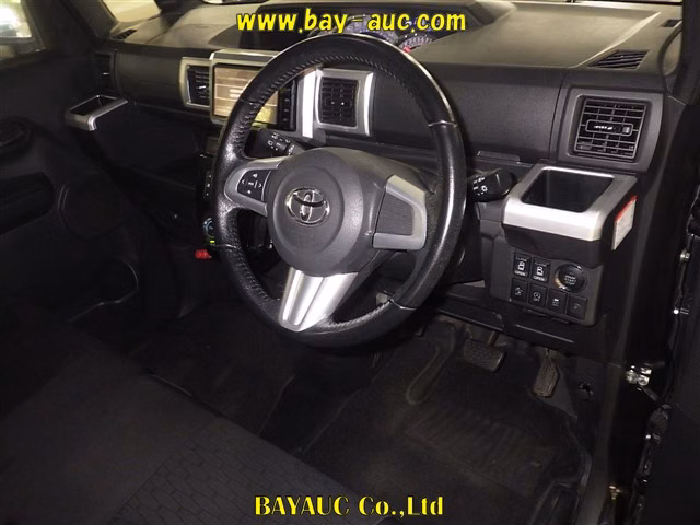 TOYOTA PIXIS MEGA