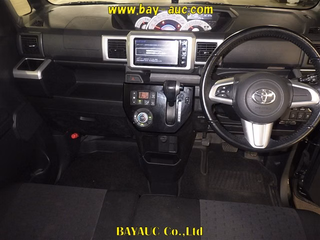 TOYOTA PIXIS MEGA