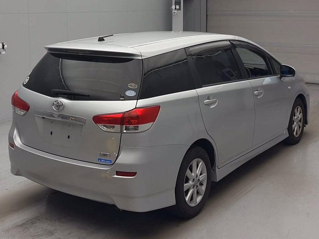 TOYOTA WISH
