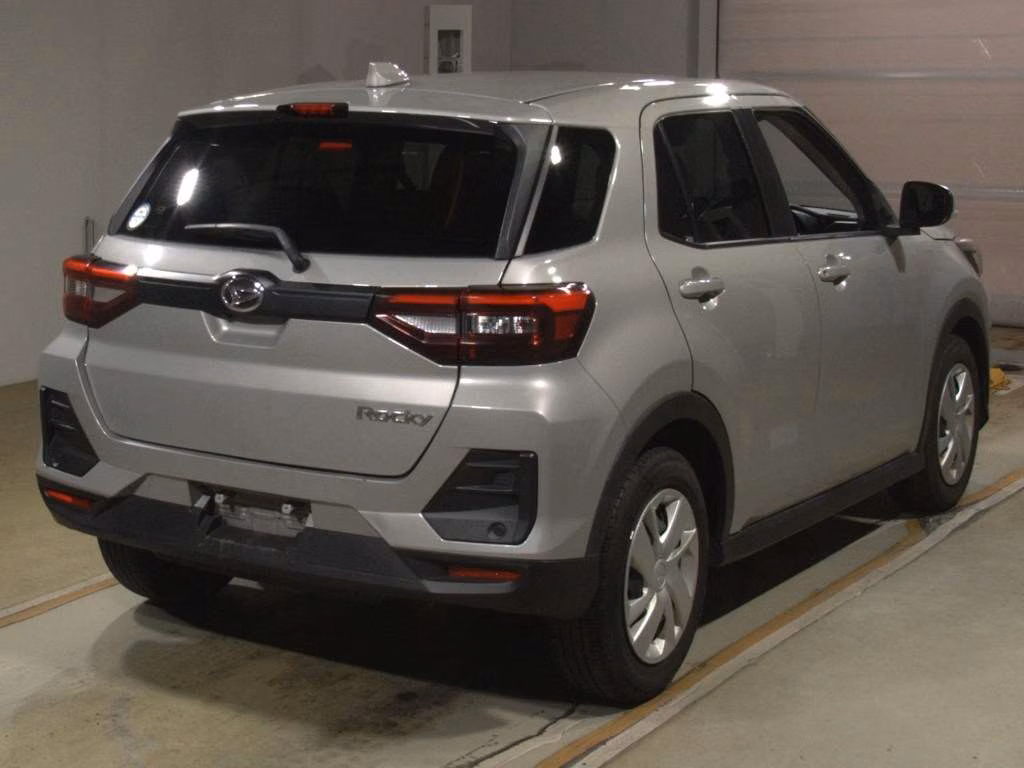DAIHATSU ROCKY