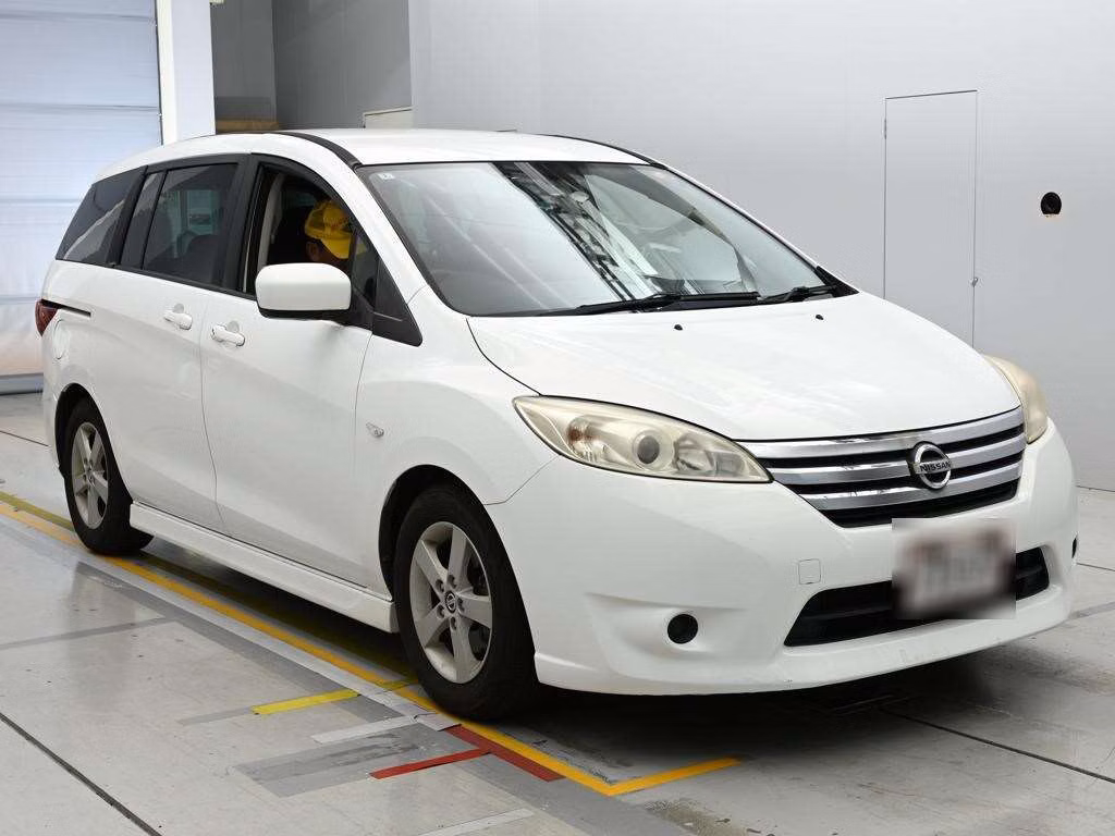 NISSAN LAFESTA