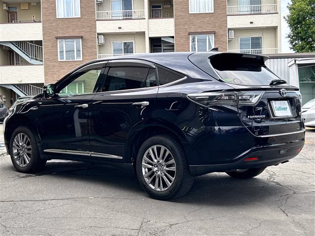 TOYOTA HARRIER