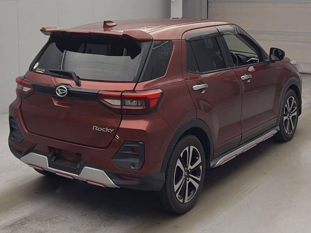 DAIHATSU ROCKY
