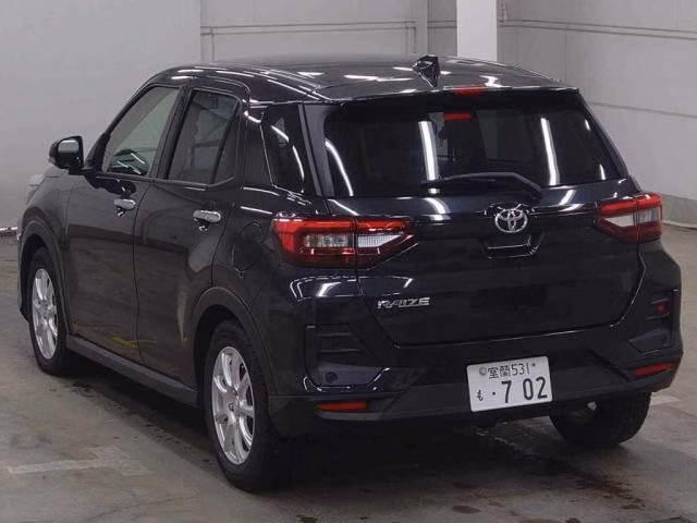 TOYOTA RAIZE