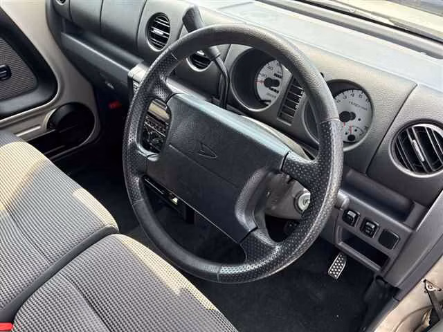 DAIHATSU NAKED