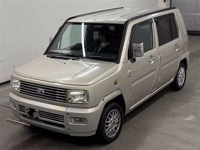 DAIHATSU NAKED