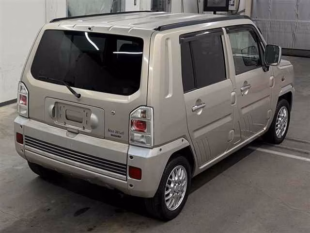 DAIHATSU NAKED